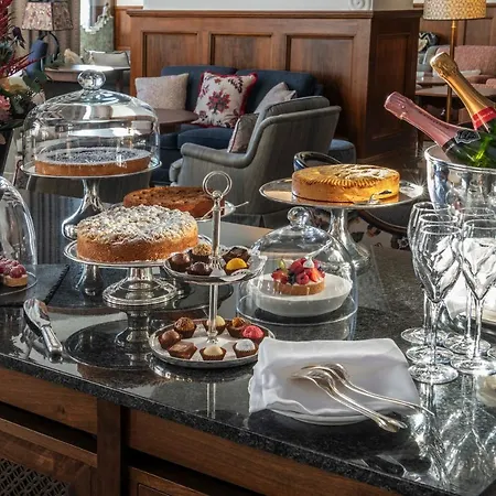 Suvretta House מלון 5*