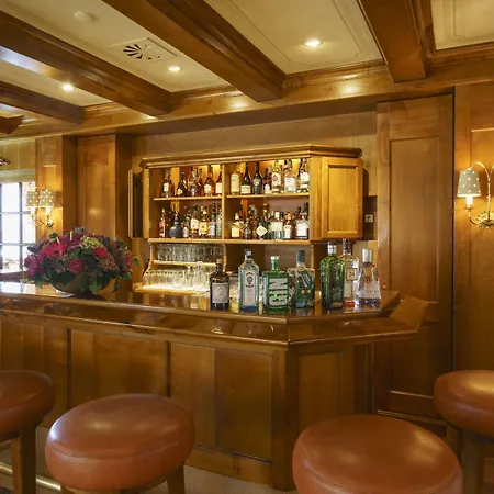 מלון Suvretta House 5*