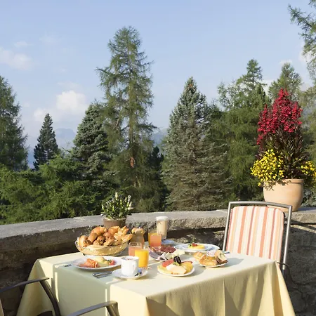 Suvretta House מלון 5*