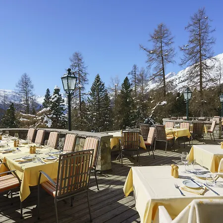 Szálloda Suvretta House