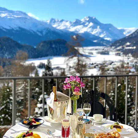 מלון Suvretta House 5*