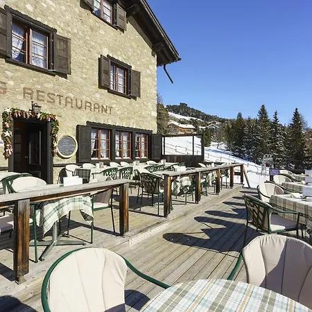 Szálloda Suvretta House St. Moritz