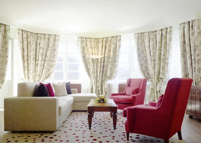 Suvretta House Hotel