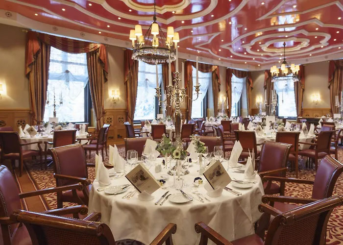 Suvretta House 5*