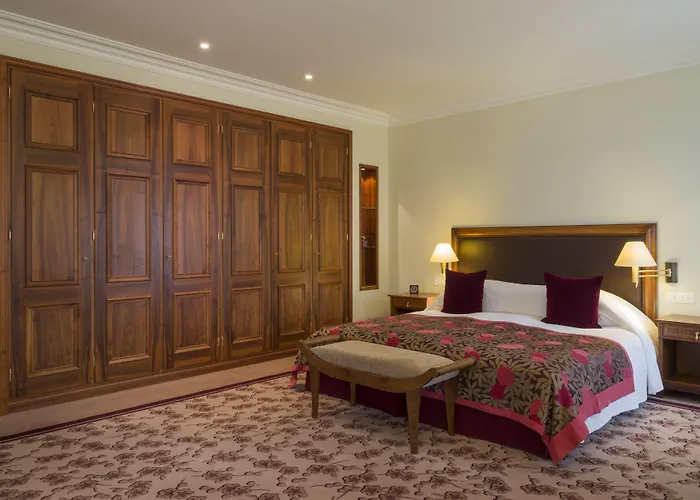 Отель Suvretta House 5*